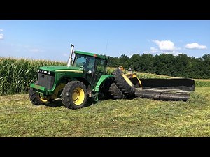 John Deere 8120 Broken Axle while merging hay.