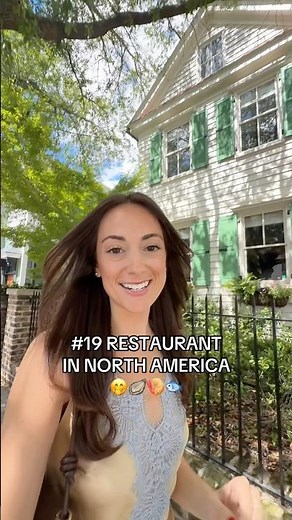 Best restaurant in Charleston!? 😍 #foodie #vlog #charleston #shorts #dinner #seafood #solodate