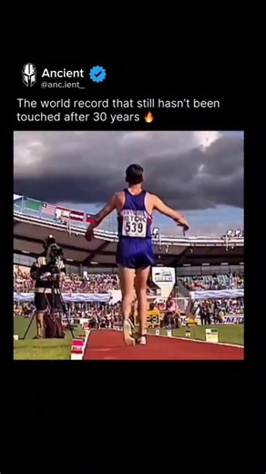 Ancient | The longest triple jump in history! 🏃‍♂️💥 In 1995, Jonathan Edwards rewrote athletics history by leaping an unbelievable 18.29 meters,... | Instagram