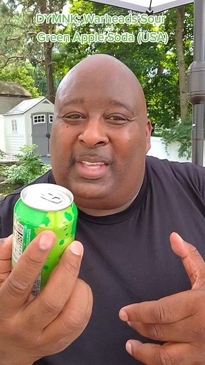 Warheads Sour Green Apple Soda Review