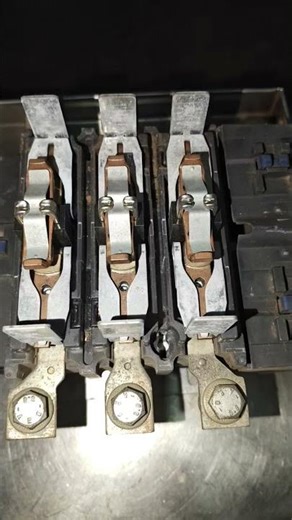 Schneider Electric TeSys F contactor, model LC1F150 #contactor #schneider #automation