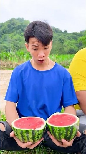 Split Challenge Gone Wrong 😳💥🤣