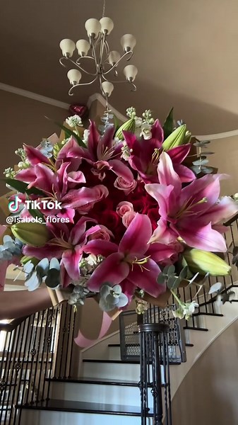 lirios 🌸🌸 insta: isabels_flores #isabelsflores #flowers