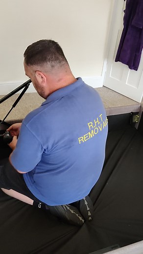 How to Dismantle an Ottoman Bed for Moving