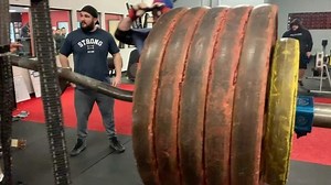 555 for 3 yesterday felt great. I choose box squats to handle more weight. Having the box height high helps save my low back, hips and knees. I also tend to recover from box squats faster than regular skwaats. - Anyway I’m excited to be working on some aspects of strength and weight gain again. - I think box squats are my favorite exercise in da gym? What about you guys? What’s your favorite exercise? - #thepeoplecoach #carnivorediet | Mark Bell