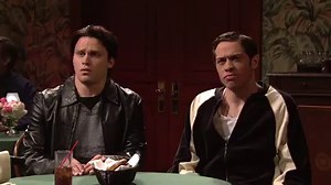 4.8K views · 52 reactions | #PeterDinklage con #GwenStefani in Space Pants! Robot Dance! TOTALE! | Cinematic Folks | Facebook