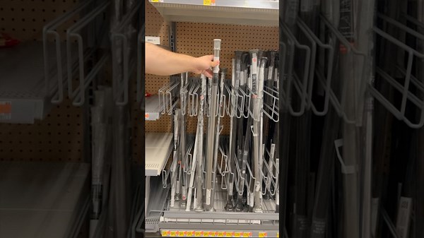 Wrap a tension rod with #christmasgarland 🎅🎄