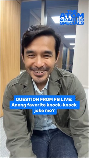Nag-joke siya! Nag-joke siyaaaa! Maraming salamat po ulit sa lahat ng nanood ng Facebook Live kanina kasama si Atom Araullo. Dahil diyan, may knock-knock joke siya sa inyo! 😄 Kung natawa kayo (or for more knock-knock jokes?), follow n'yo ang Facebook page ng "The Atom Araullo Specials"! Abangan din kanyang pinakabagong dokumentaryo sa #TheAtomAraulloSpecials na “Magic Island,” November 30, Linggo, 3:15 PM sa GMA Network. | The Atom Araullo Specials - TAAS