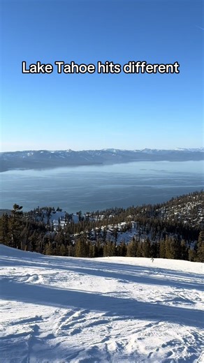 These lake views are truly magical #snowboard #snowboardtiktok #california #laketahoe #tahoe @insta360 official @epicpass