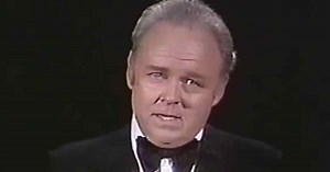 Legendary Archie Bunker actor puts his unique spin on ‘All in the Family’ song