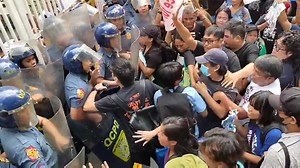 Anti-corruption groups on Friday rallied outside the Office of the Ombudsman to demand an immediate investigation into President Ferdinand Marcos Jr. for his alleged role in “institutionalizing corruption” in the government’s infrastructure and flood-control budgets. | via Kaxandra Salonga, ABS-CBN News | ABS-CBN News