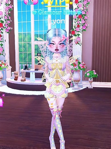 Become a Fairy in Dress To Impress on Roblox!