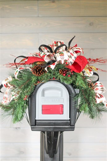 Nutcracker Christmas Mailbox Swag – Holiday Mailbox Topper With Pine, Gold Accents, and Ribbons – Classic Christmas Decor - Etsy