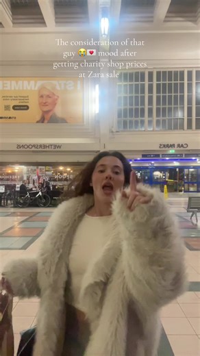 Emily Paris (@emilylparis)’s videos with original sound - dani