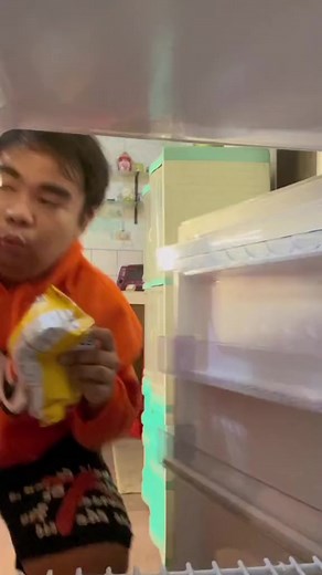 FIELD TRIP: Explore with John Anthony V