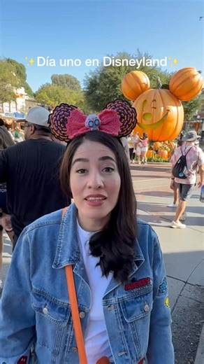 89K views · 4.9K reactions | Día uno en Disneyland  | Chabelita y Michael | Facebook