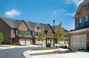 Lennar Atlanta Introduces Midway Village: Carefree Townhome Living in South Forsyth