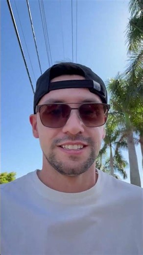 Territorial Australian Magpie Attacks Man Twice