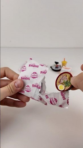 ASMR Unboxing Mini Brands Foodies 🍜✨