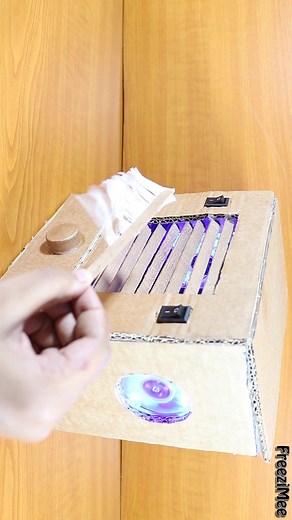 DIY Mini Cardboard Air Conditioner