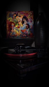 Crate Digging! 1970 "One Less Bell to Answer" was a platinum record by the Fifth Dimension with Marilyn McCoo on lead. The song peaked at No.2 on the Billboard Hot 100 behind "My Sweet Lord" by George Harrison for the weeks of December 26, 1970 and January 2, 1971. On other US charts, it went to No.1 on the Adult Contemporary chart, as well as No.4 on the Best Selling Soul Singles chart! #Fifthdimension #marilynmccoo #rnbsoulvibes #nowspinningvinyl #cratedigger #cratedigging #rnbsinger #rnbgroup