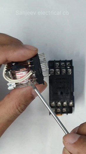216K views · 3.7K reactions | Salzer control relay msp4p 220v working, msp4p internal macenizam working #salzer #controlrelay #14pinrelay #fbreels #view #highlights #electrical #latest | Sanjeev electrical co. | Facebook