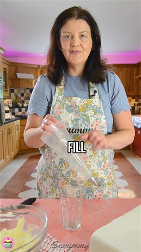 24K views · 446 reactions | ✨ Easy Piping Bag Hack ✨ Filling a piping bag doesn’t have to be messy! 療 Here’s my quick trick to keep things neat and simple ‍ Save this tip for your next bake and thank me later  #BakingTips #PipingBagHack #BakingMadeEasy #CakeDecorating #HomeBaker #Scrummy | Scrummy | Facebook