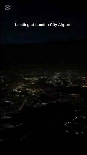 Landing at London City Airport #aviation #aviationlovers #raybanmeta #plainspotting #pilotview #pilotlife | Worldwide Approaches | Facebook