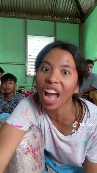 Hermes Chocolate Gift Box: Unboxing and Gift Reveal