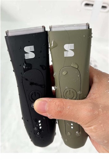 Unas pasadas y queda clean.\t#manspot #bodytrimmer #selfcare #coupletok #TechVibes