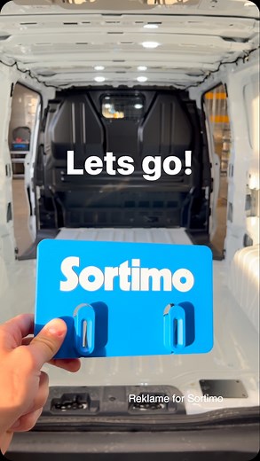 Sortimo SR5 i kassen 😎👊🏼 Sortimo og jeg har indgået en aftale om ambassadørskab og jeg har designet min indretning, lige som jeg vil have det 😁 Nu glæder jeg mig bare til at bruge det i virkeligheden og finde en plads til alt mit grej - det har jeg fanme meget af! 😂 Vil I gerne se, når værktøjet er på plads? 😎 . . #tømrermester #tømrer #tømrersvend #carpenter #carpentry #bluecollar #tomrer_jonas #sortimo #sortimosr5 #sortimodanmark | Tømrer_Jonas