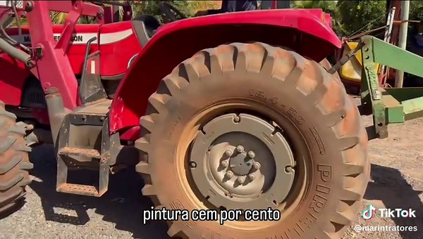 🚜 Trator Massey Ferguson 4265 4x4 disponível! 🔹 Ano: 2015 🔹 6.400 horas 🔹 Redutor de velocidade 🔹 Tração lateral 🔹 PCA 600 com concha 💰 R$ 148.000,00 📞 Entre em contato e saiba mais! #máquinasagrícolas #agricultura #masseyferguson