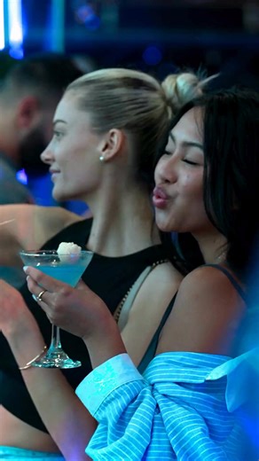 Save up to 20% with our new Party Package 🎉 Enjoy a private VR party and play two thrilling experiences, with a snackbox and drinks on us. Reserve your package today! | Sandbox VR