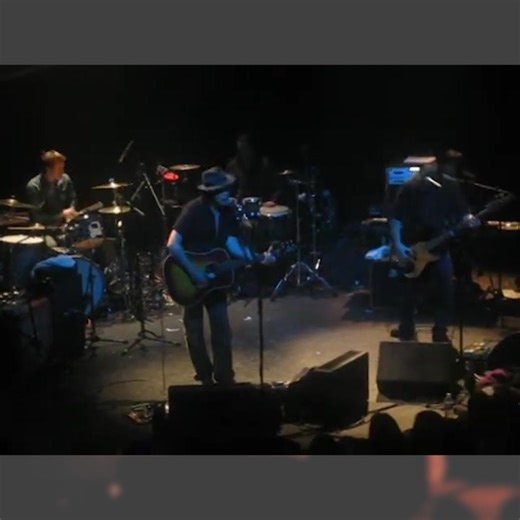 The final single taken from Road To Rouen, 'Fin', was released 20 years ago this month. If you haven't already, check out the 20th Anniversary edition of Road To Rouen here: supergrass.lnk.to/RoadToRouen2025IG | Supergrass