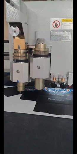 Cutting printed corrugated box with TPS S3-1310 digital cutting machine