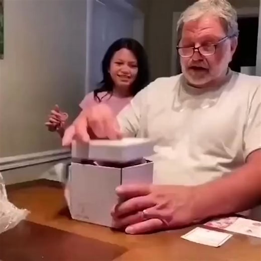 Most Popular Magic Flying Butterfly Like a real butterfly that flies in the sky, so amazing | Oncebegin.1 | Facebook