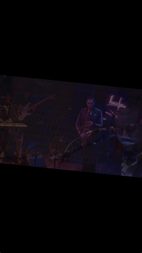 "Thinking Out Loud" from Matthew Alec and The Soul Electric featuring Brian Woods is out now! Catch the full video (and watch out in two weeks for the premier of “Quantum Entanglement” Feb 13th!) via YouTube: https://www.youtube.com/c/matthewalec From the album "A Bad Rep in the Rubber City" on Cleveland Time Records…purchase or stream in any digital outlet! Brian Woods - vocals/keys Matthew Alec- tenor saxophone Miguel Tarin Torres - bass Brian Randall - percussion Jeremiah Hawkins The Franchis