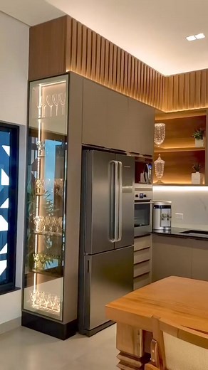 Need inspiration? . . . A really classy and modern design kitchen. Let us know your thoughts 👇 . . . Credit: https://www.tiktok.com/@interiorarrchitectdesign #classy #luxury #luxurylifestyle #modernkitchen #moderndesign #furnituredesign #oraanjinterior #oraanjinterior #HomeImprovement #Hoxton #Shoreditch #DeBeauvoirTown #Islington #Pentonville | Oraanj Interior Designs
