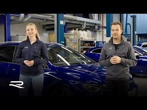 Golf 8 R - Pure Sound & Digital Shortcuts | Tech Tuesday #2 | Volkswagen R