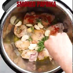 Skinless and boneless Instant Pot chicken recipe with a rich and creamy garlic sauce. This recipe takes only 5 minutes in the pressure cooker, so easy to make and delicious. You can serve the chicken thighs with pasta or rice for a complete meal. RECIPE https://rasamalaysia.com/instant-pot-creamy-garlic-chicken-thighs/ | Rasa Malaysia