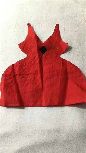 Long dress 👗 cutting trick 😱#youtubeshorts #nightdresscuttingandstitching #viralvideos #shorts