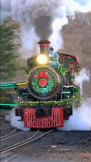 Tweetsie Railroad Christmas Train #12 #train #railway #christmas #tweetsierailroad #christmastrain
