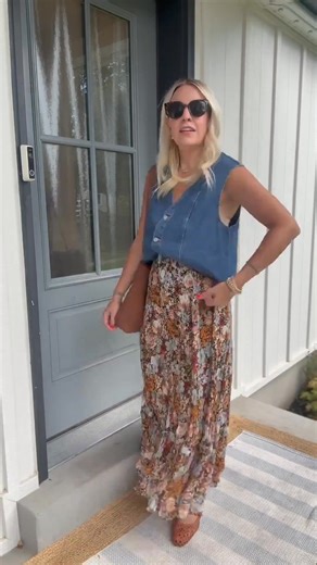 This skirt from Amazon is incredible! It looks and feels so expensive and can be worn with so many different colors! Comment SHOP below to receive a DM with the link to this post on my LTK ⬇ https://liketk.it/5nBzP | retailcheapskate