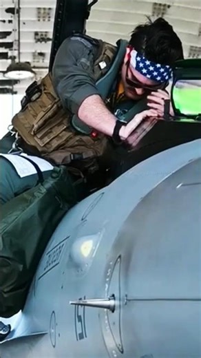 Pilot’s View: F-16 Airshow Takeoff #pilot #femalepilot #fighter #army #military #usa #america #usaf