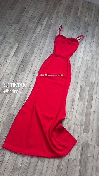 Simply Elegant Red Mermaid Dress for Fashion Lovers
