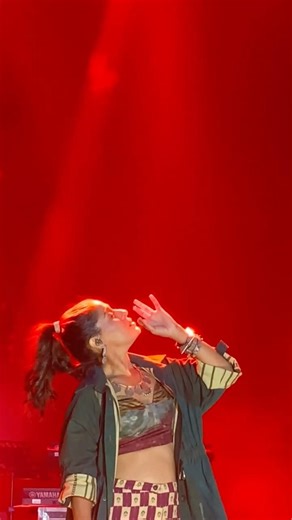 Sunidhi Chauhan LIVE at Microsoft | Power-Packed Performance | Unforgettable Night 🎤🔥