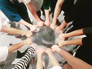SEVENTEEN | [17'S] 24시간 꺼지지 않는 연습실의 비밀 part3. #캐럿들_생각하면서_열심히_하자 #캐럿들_파이팅 #세븐틴_파이팅 #명품_무대의_비밀 [17'S] 24/7 practice in the practice room part3.... | Instagram