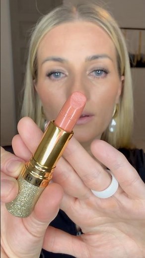 REVLON SUPER LUSTROUS ULTRA LIPSTICK REVIEW #revlon #lipstick #revlonsuperlustrous #lipgloss