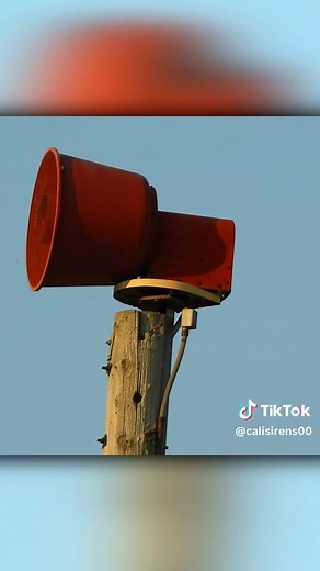 Illinois Tornado Siren Test Footage Captured