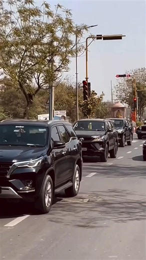 fortuner #fortuner #toyota #toyotafortuner #thar #thar4x4 #scorpio #scorpion #trendingshorts #shorts